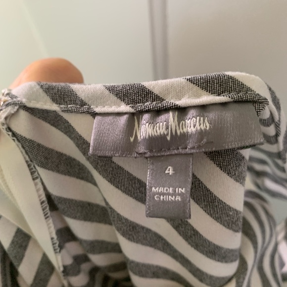 Neiman Marcus maxi dress - Picture 6 of 7